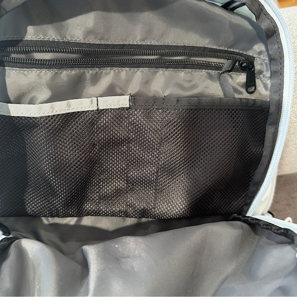 The North Face Blue Jester Backpack - Picture 7 of 10